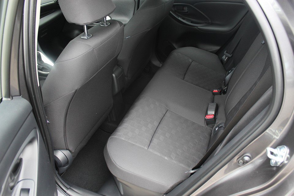 Fahrzeugabbildung Mazda 2 Hybrid 1.5L VVT-i 116 PS CVT Centre-Line *Sofort*Aktion* ACAA RFK MRCC ALU DAB SHZ Bluetooth