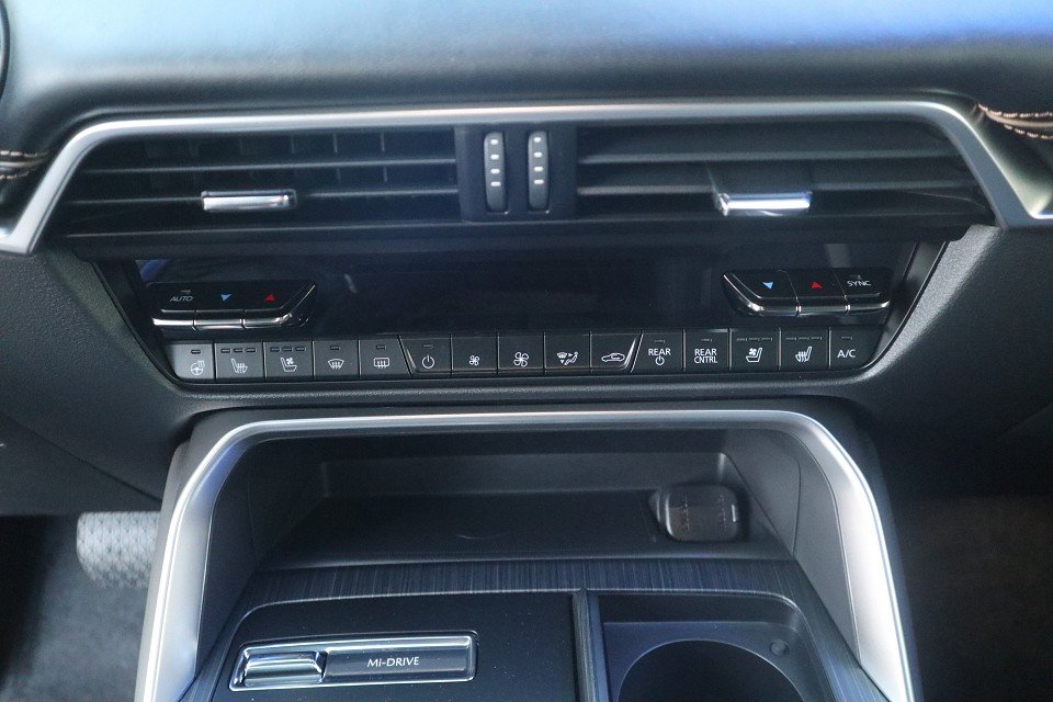 Fahrzeugabbildung Mazda CX-80 2026 D-254 AWD AT Homura Plus 6-Sitzer *AHK*Sofort* PANO Leder el.Sitzv. 360° BOSE MATRIX