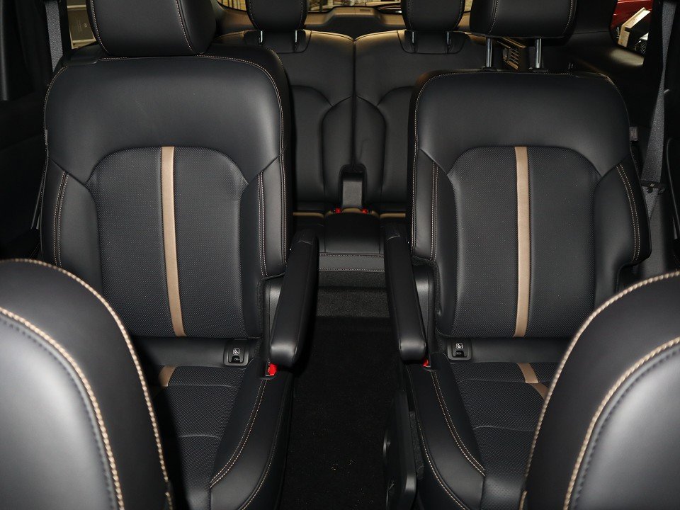 Fahrzeugabbildung Mazda CX-80 2026 D-254 AWD AT Homura Plus 6-Sitzer *AHK*Sofort* PANO Leder el.Sitzv. 360° BOSE MATRIX