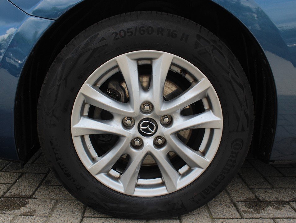 Fahrzeugabbildung Mazda 3 G-120 Exclusive-Line LED EPH SHZ LHZ MZD TEMPOMAT