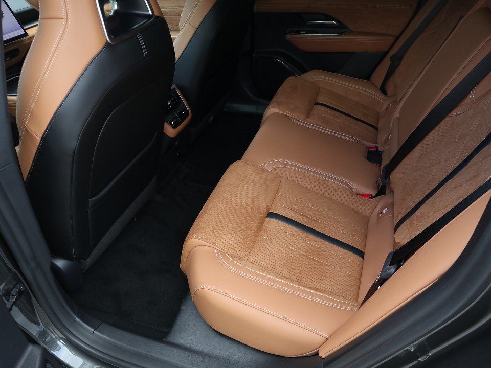 Fahrzeugabbildung Mazda 6e EV-258 Takumi Plus *Sofort*Aktion* NAPPA PANO NAVI ACAA 360° HUD SHZ