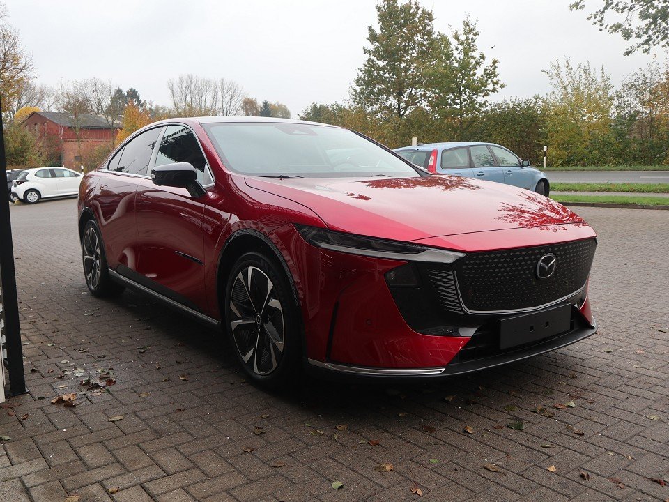 Fahrzeugabbildung Mazda 6e EV-258 Takumi Plus *Sofort*Aktion* NAPPA PANO NAVI ACAA 360° HUD SHZ