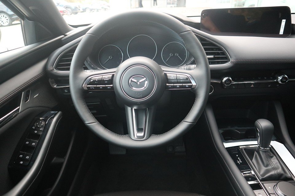 Fahrzeugabbildung Mazda 3 FB M-Hybrid X-186 AT Exclusive-Line GSD *Sofort* NAVI ACAA HUD MATRIX MRCC SHZ BOSE 360°