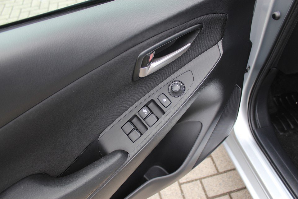 Fahrzeugabbildung Mazda 2 G-90 AT Exclusive-Line TOU-P ACAA *Dezember-Aktion* NAVI Klimaauto. SHZ LRS Tempo Bluetooth