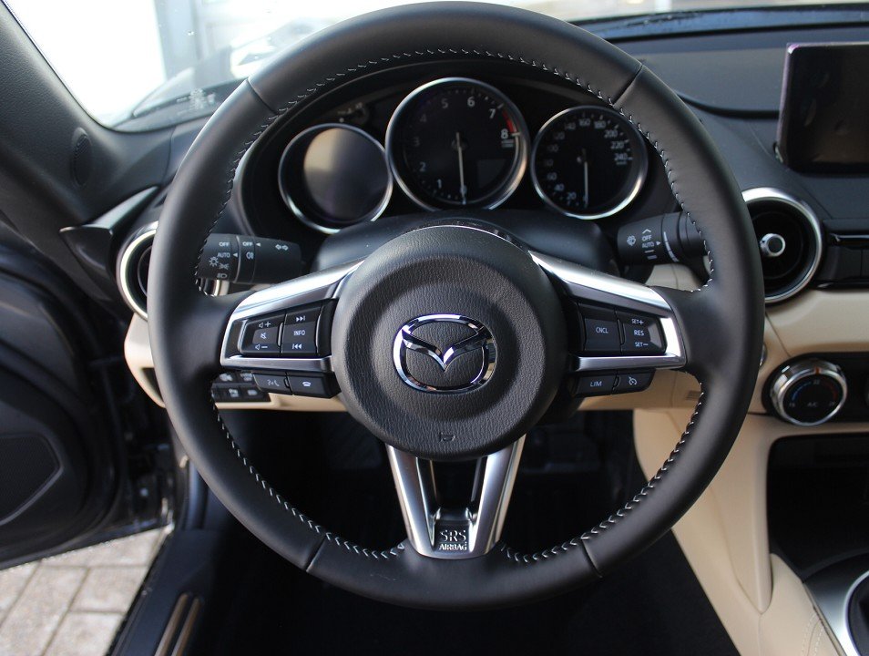 Fahrzeugabbildung Mazda MX-5 2027 G-136 Kazari NAPPA NAVI ACAA MATRIX RFK BOSE SHZ