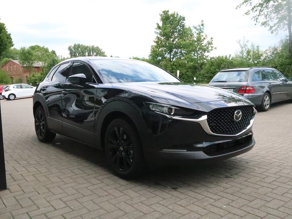 Fahrzeugabbildung Mazda CX-30 M-Hybrid G-140 Homura *Aktion* NAVI ACAA SHZ HUD RFK VOLL-LED