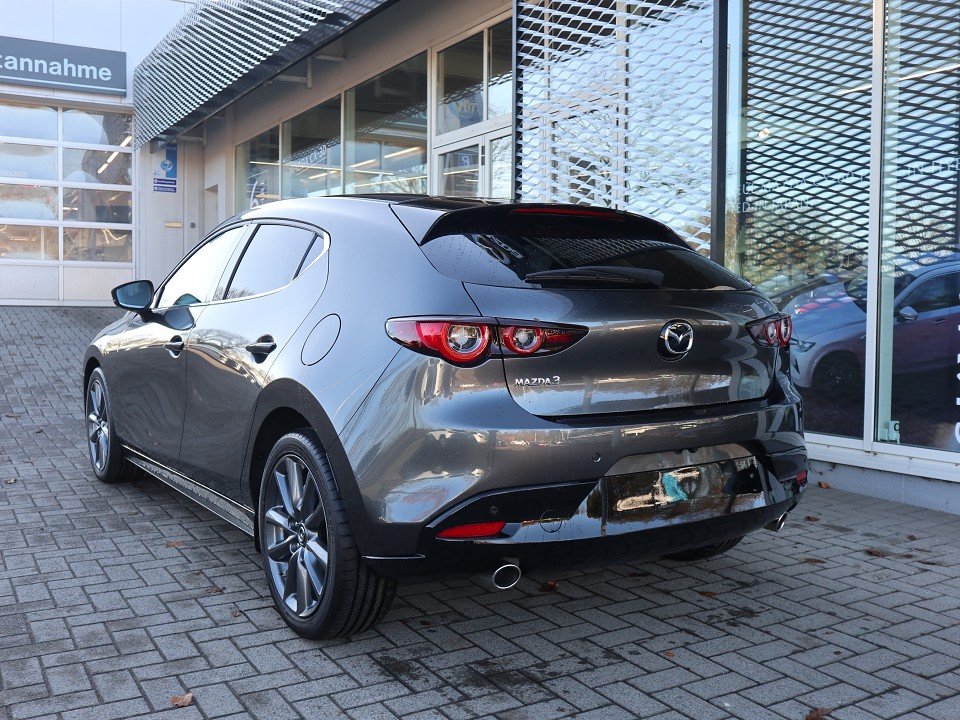 Fahrzeugabbildung Mazda 3 M-Hybrid G-140 Centre-Line DESI *Winter-Aktion* NAVI ACAA SHZ HUD RFK MATRIX