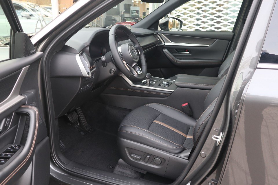 Fahrzeugabbildung Mazda CX-80 2026 D-254 AWD AT Homura Plus 6-Sitzer *AHK* *Sofort* PANO Leder el.Sitzv. 360° BOSE MATRIX