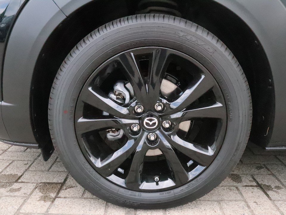 Fahrzeugabbildung Mazda CX-30 2027 G-140 Homura 18Zoll SHZ EPH LogIn