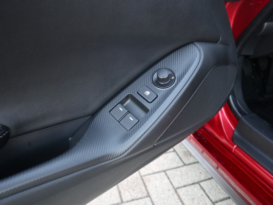 Fahrzeugabbildung Mazda MX-5 2027 RF RHT G-136 Homura Recaro Bilstein Brembo Matrix SCBS