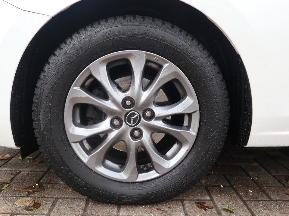 Fahrzeugabbildung Mazda 2 Exclusive-Line G-90 AT TOU-P1 ACAA SHZ BLUETOOTH TEMPOMAT VOLL-LED