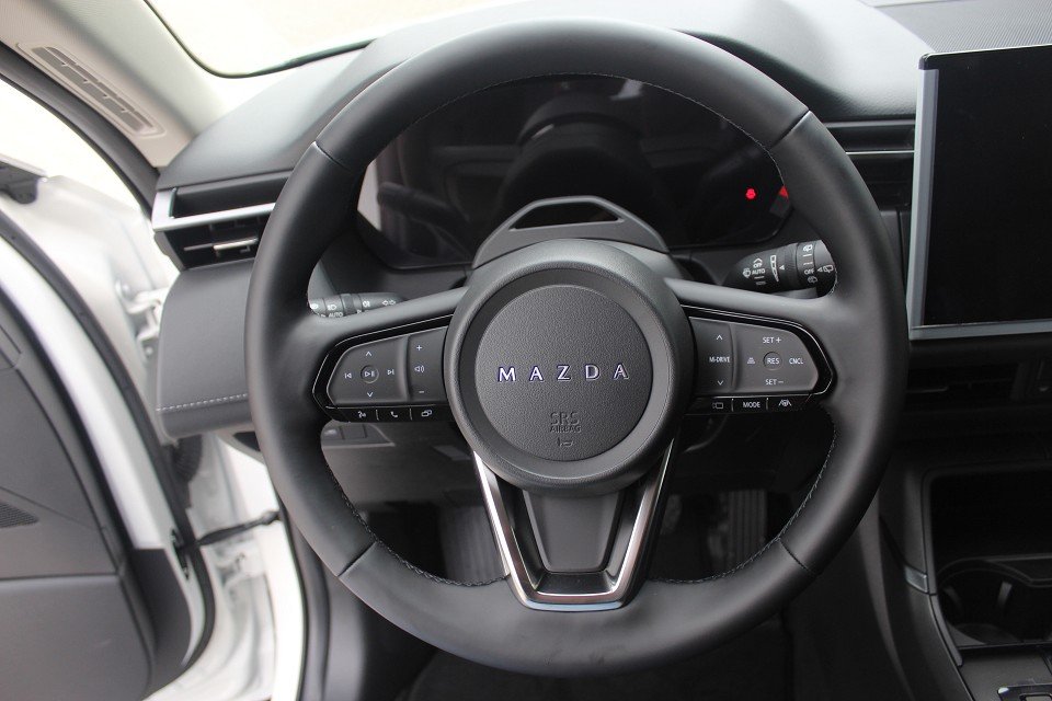Fahrzeugabbildung Mazda CX-5 2026 M-Hybrid G-141 AT Exclusive-Line NAVI ACAA HUD 360° BOSE SHZ MRCC