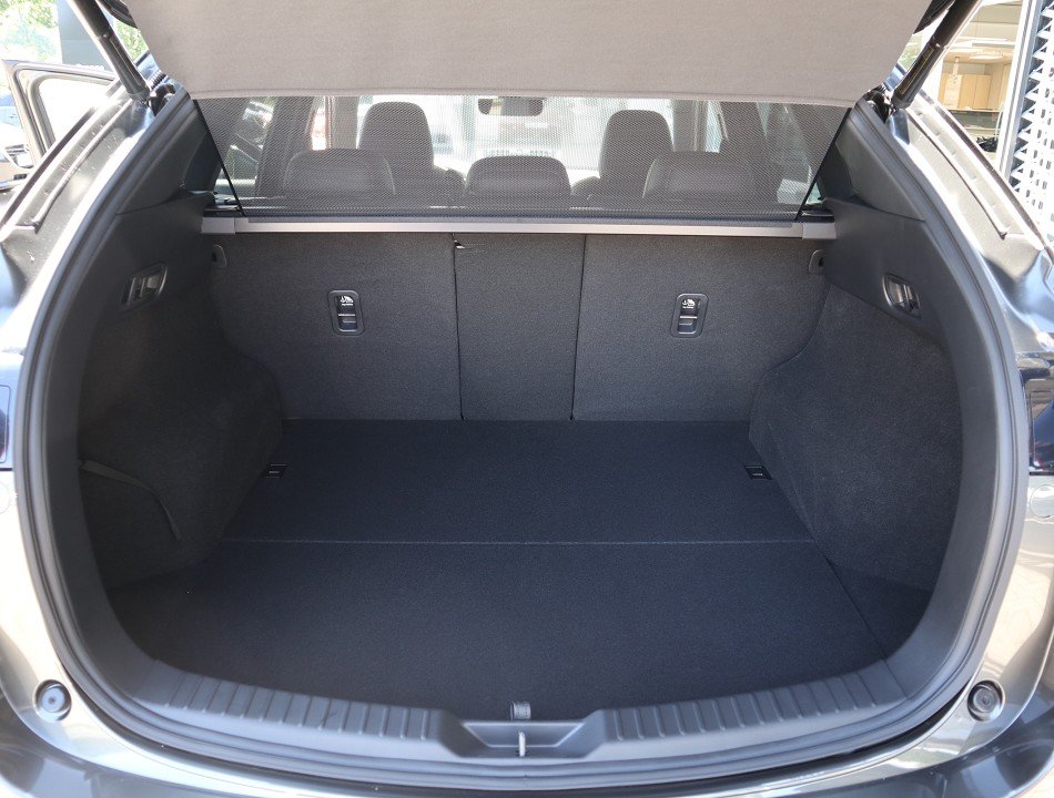 Fahrzeugabbildung Mazda CX-5 D-184 AWD AT Sports-Line TEC-P PLUS-P *AHK* NAPPA el.Sitzv. MATRIX BOSE 360° NAVI