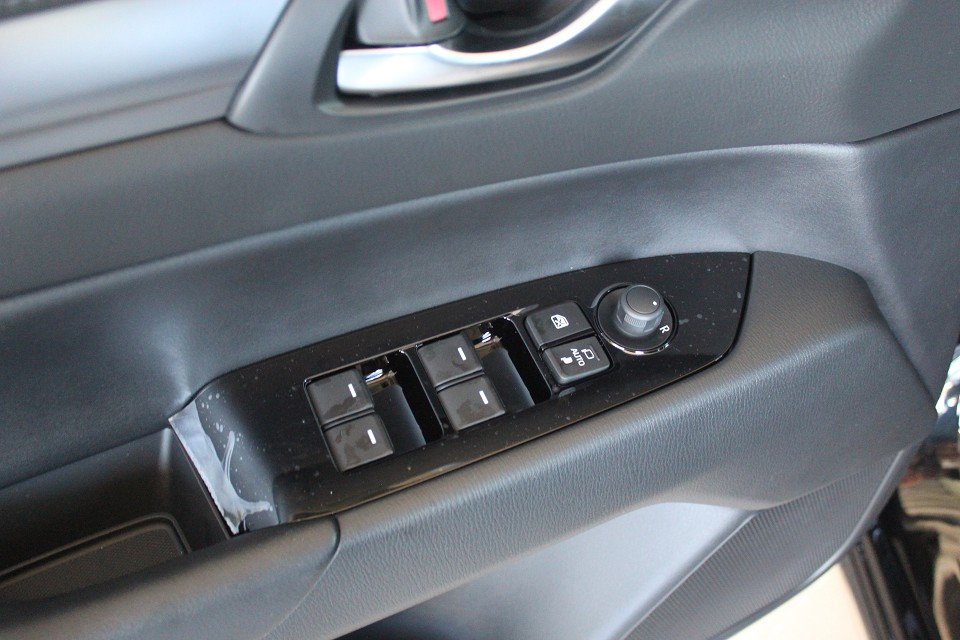Fahrzeugabbildung Mazda CX-5 M-Hybrid G-165 Newground Teil-Leder 360° 19-Zoll HUD NAVI