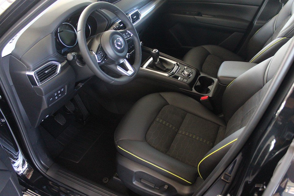Fahrzeugabbildung Mazda CX-5 M-Hybrid G-165 Newground Teil-Leder 360° 19-Zoll HUD NAVI