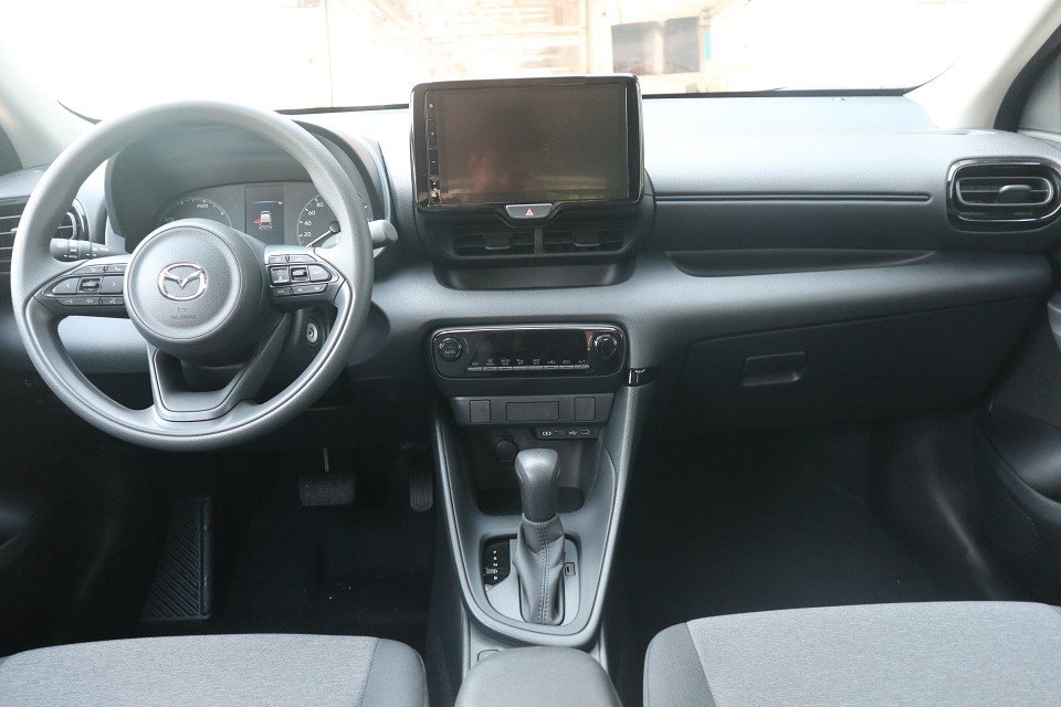 Fahrzeugabbildung Mazda 2 Hybrid 1.5L VVT-i 116 PS CVT Prime-Line *Sofort* ACAA RFK DRCC DAB Bluetooth