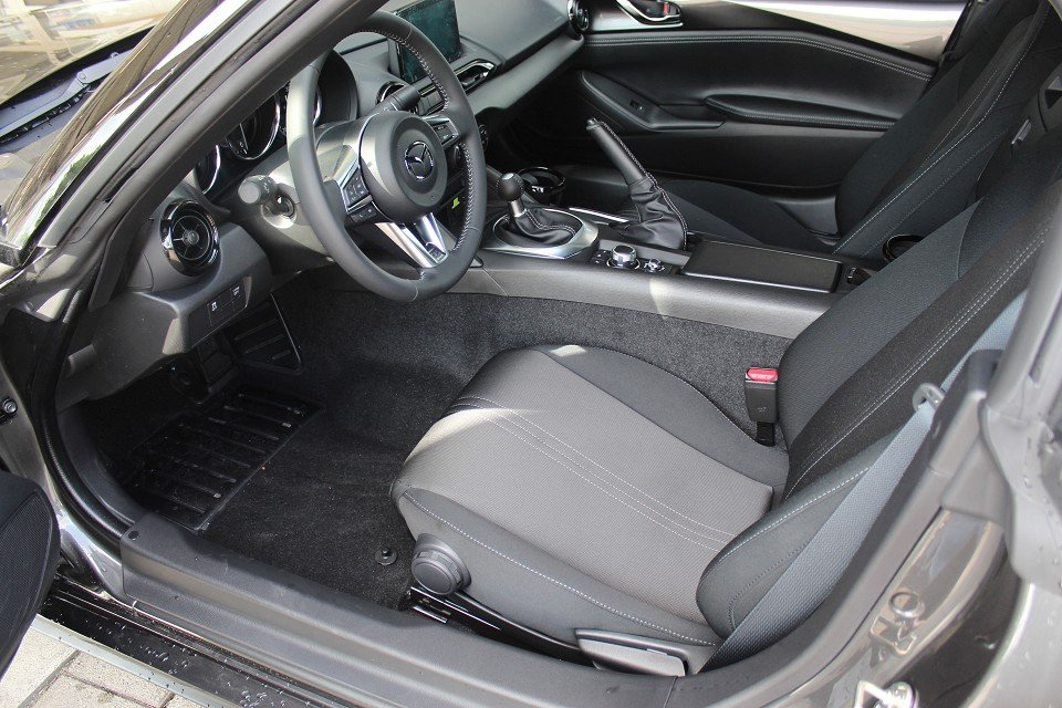 Fahrzeugabbildung Mazda MX-5 2026 G-132 Prime-Line *Aktion* ACAA Klima VOLL-LED SHZ 16Zoll Tempomat