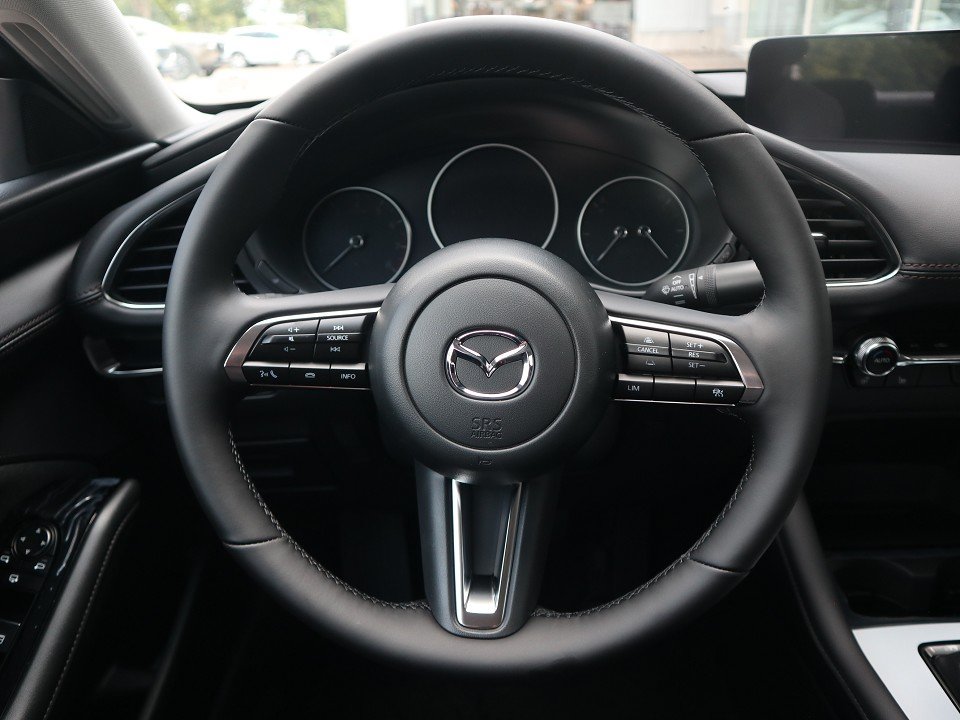 Fahrzeugabbildung Mazda 3 FB 2027 G-140 Centre-Line *Sofort*Aktion* NAVI ACAA Voll-LED SHZ HUD RFK