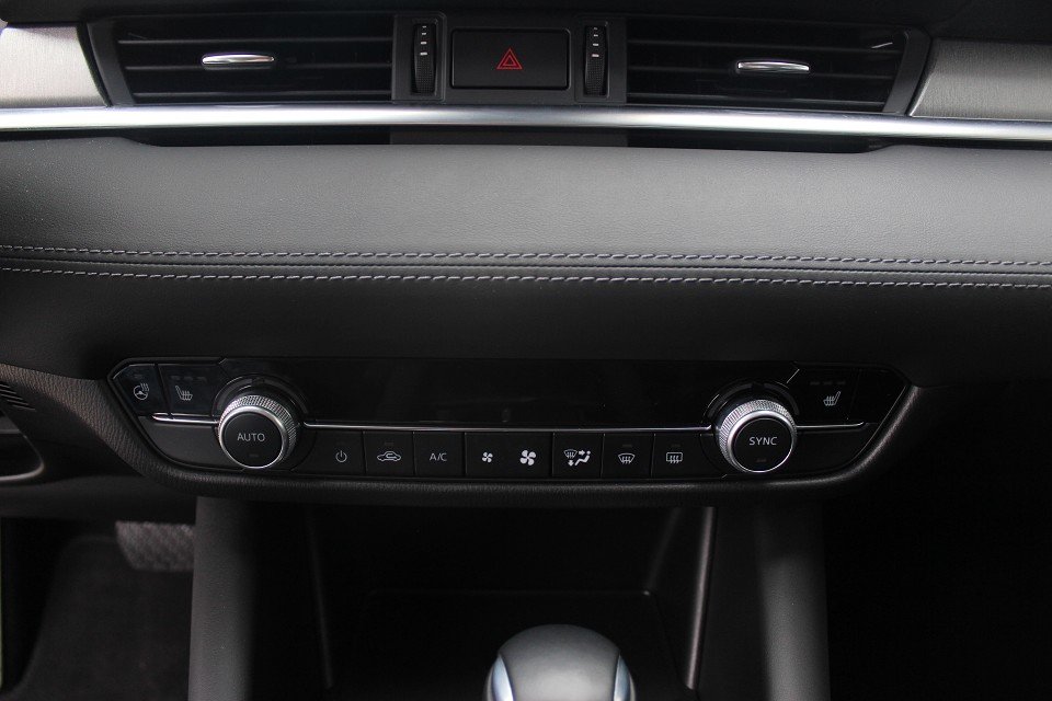 Fahrzeugabbildung Mazda 6 Exclusive-Line G-194 AT Allwetter 360° MATRIX BOSE LogIn