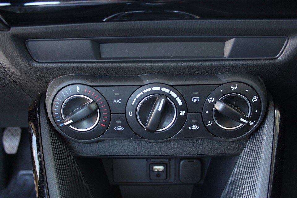 Fahrzeugabbildung Mazda 2 G-90 Center-Line KLIMA ALU LED Bluetooth el.FH