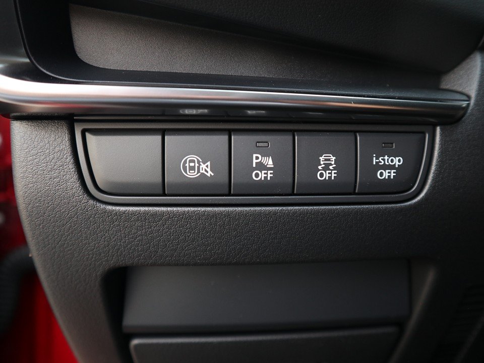 Fahrzeugabbildung Mazda 3 FB 2027 M-Hybrid G-140 Centre-Line NAVI ACAA Voll-LED SHZ HUD RFK