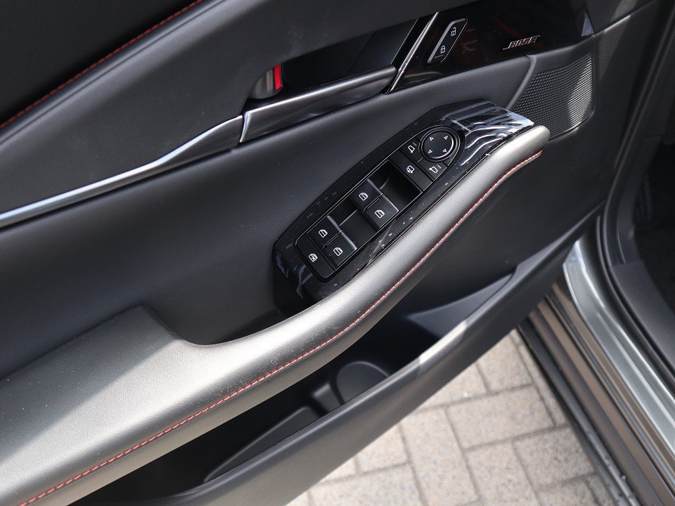 Fahrzeugabbildung Mazda CX-30 M-Hybrid G-140 AT Nagisa *Sofort*Aktion* Teil-Leder el.Sitzv. BOSE SHZ RFK