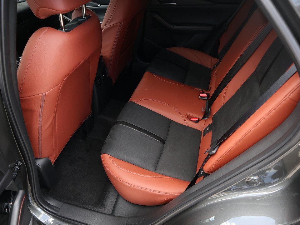 Fahrzeugabbildung Mazda CX-30 M-Hybrid G-140 AT Nagisa *Sofort*Aktion* Teil-Leder el.Sitzv. BOSE SHZ RFK