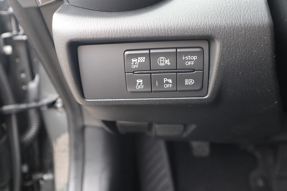 Fahrzeugabbildung Mazda MX-5 2026 G-132 Exclusive-Line LEDER NAVI ACAA BOSE RFK SHZ