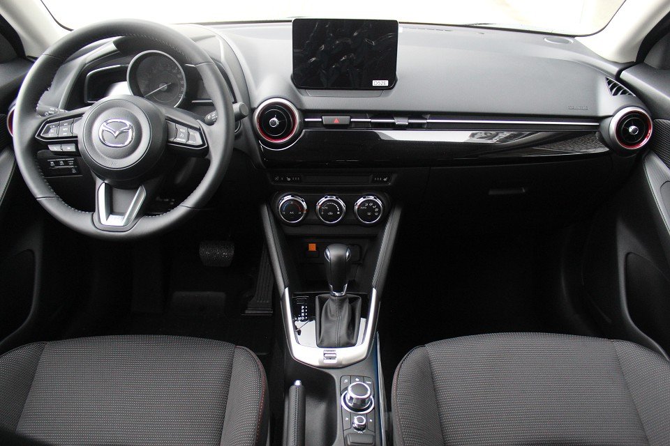 Fahrzeugabbildung Mazda 2 G-90 AT Homura TOU-P2 ACAA SHZ KLIMA LED RFK TEMPOMAT