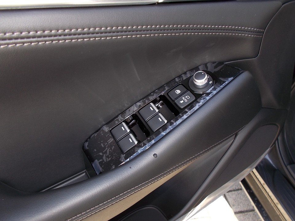 Fahrzeugabbildung Mazda 6 G-165 AT Exclusiv-Line NAVI ACAA SHZ EPH BLUETOOTH Temp