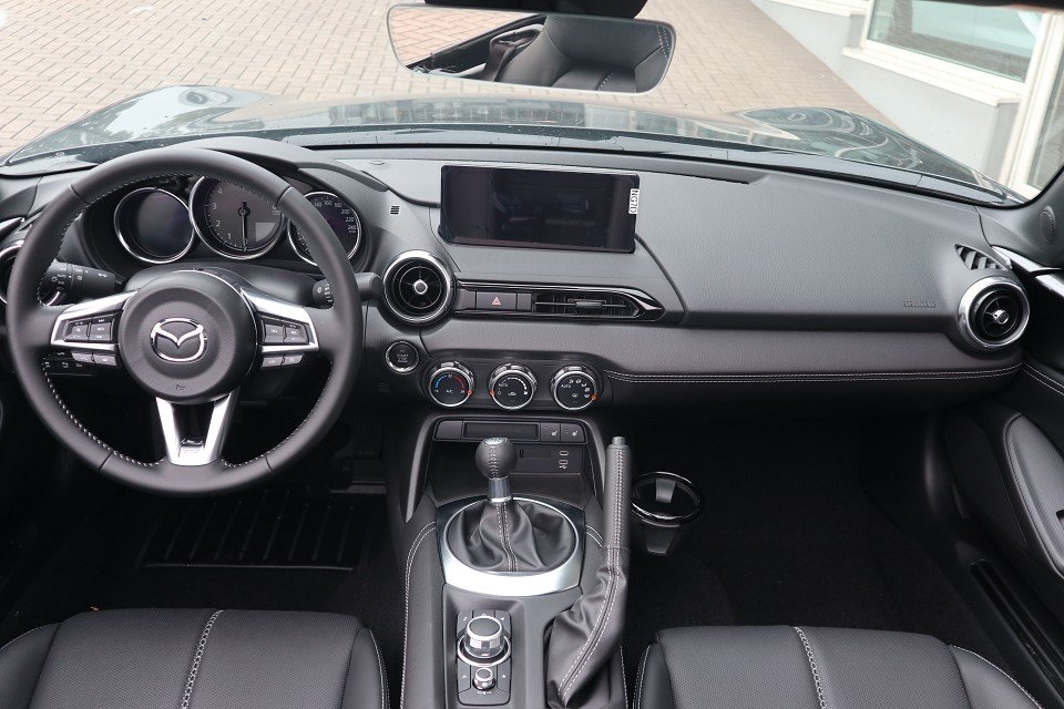 Fahrzeugabbildung Mazda MX-5 2027 G-136 Exclusive-Line LEDER MATRIX BOSE RFK SHZ