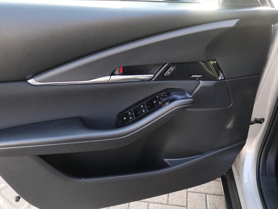 Fahrzeugabbildung Mazda CX-30 M-Hybrid G-140 Exclusive-Line *Sofort*Aktion* NAVI ACAA SHZ HUD 360° MATRIX BOSE