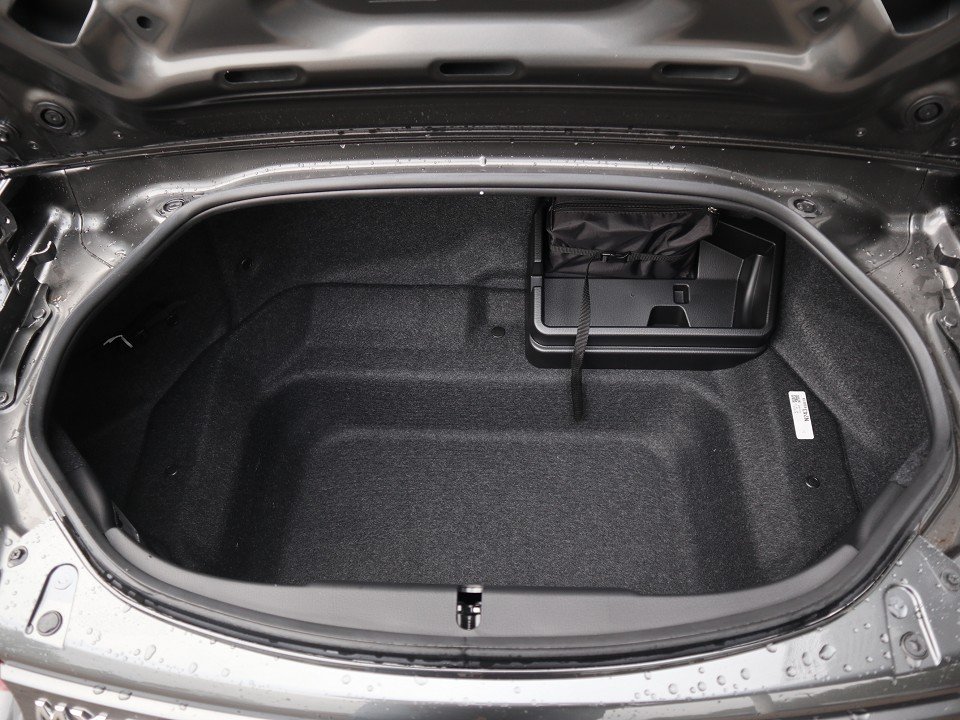 Fahrzeugabbildung Mazda MX-5 RF RHT Exclusive-Line G-132 LEDER NAVI ACAA BOSE MATRIX RFK SHZ