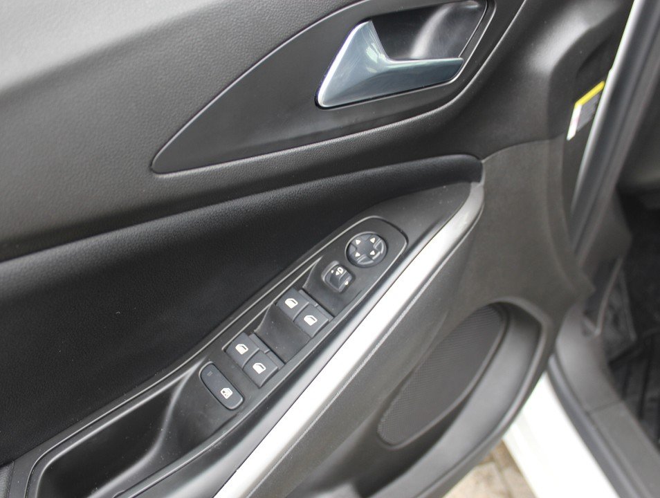 Fahrzeugabbildung Opel Grandland 1.5 CDTI AT GS-Line *AHK* NAVI ACAA LED 360° EPH SHZ LHZ