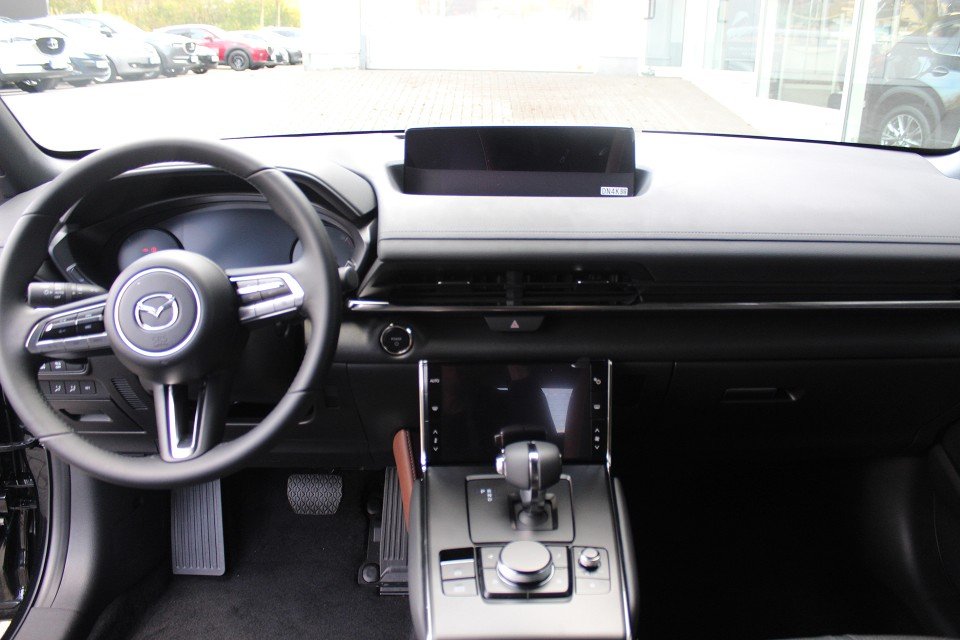 Fahrzeugabbildung Mazda MX-30 EV Advantage Industrial Vintage *3-phasig*Aktion* NAVI MATRIX SHZ EPH RFK MRCC HUD
