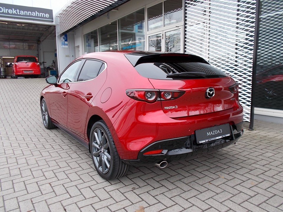Fahrzeugabbildung Mazda 3 G-122 Selection LEDER ACT DES BOSE LEDER BOSE MATRIX 360° ACAA HUD