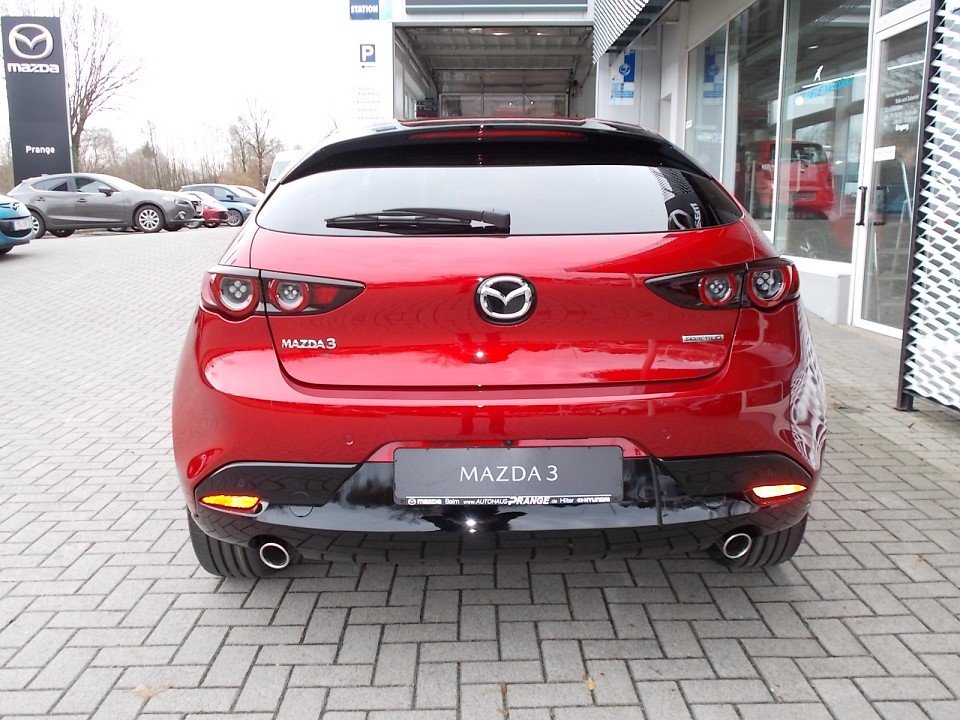 Fahrzeugabbildung Mazda 3 G-122 Selection LEDER ACT DES BOSE LEDER BOSE MATRIX 360° ACAA HUD