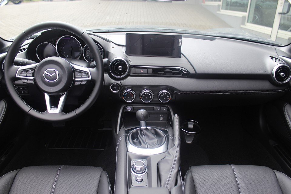 Fahrzeugabbildung Mazda MX-5 2026 RF RHT G-132 Exclusive-Line *Aktion* LEDER NAVI ACAA BOSE MATRIX RFK SHZ