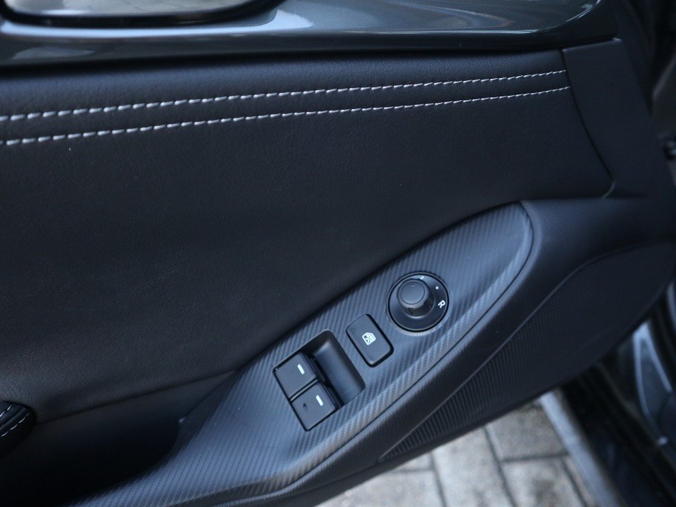 Fahrzeugabbildung Mazda MX-5 2027 RF RHT G-136 Homura Recaro Bilstein Brembo Matrix SCBS