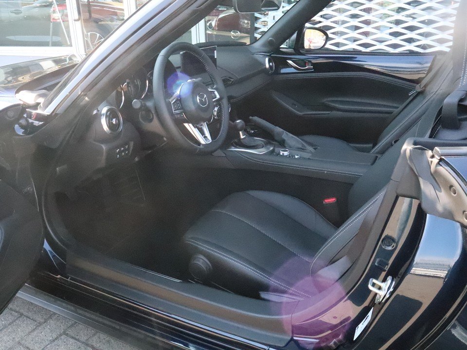 Fahrzeugabbildung Mazda MX-5 2027 G-136 Exclusive-Line *Sofort*Aktion* LEDER MATRIX BOSE RFK SHZ