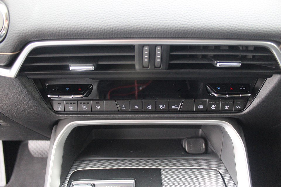 Fahrzeugabbildung Mazda CX-60 PHEV AWD AT Homura CON-P DRI-P COM-P LEDER NAVI ACAA BOSE MATRIX 360° MRCC