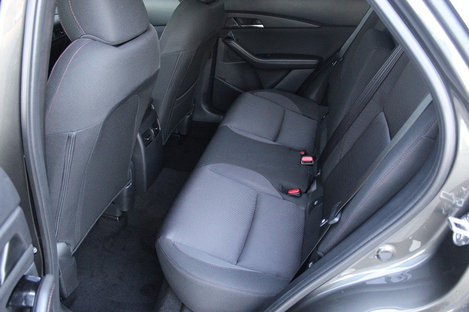 Fahrzeugabbildung Mazda CX-30 M-Hybrid G-140 AT Homura *AHK*Sofort*Aktion* NAVI ACAA SHZ HUD RFK VOLL-LED