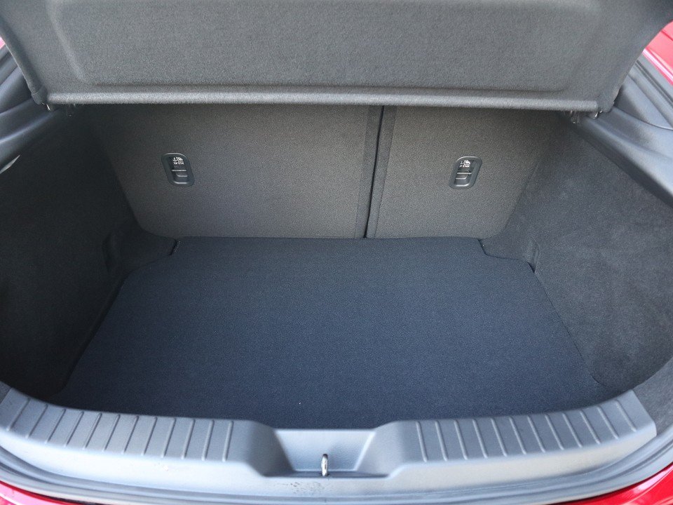 Fahrzeugabbildung Mazda 3 M-Hybrid G-140 Exclusive-Line *Sofort*Aktion* NAVI ACAA SHZ HUD 360° MATRIX BOSE