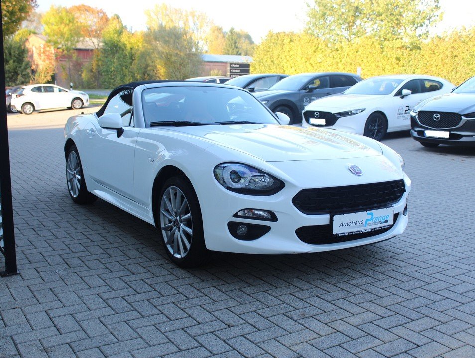Fahrzeugabbildung Fiat 124 Spider 1.4 MultiAir Turbo Lusso LEDER SHZ ALU KLIMA