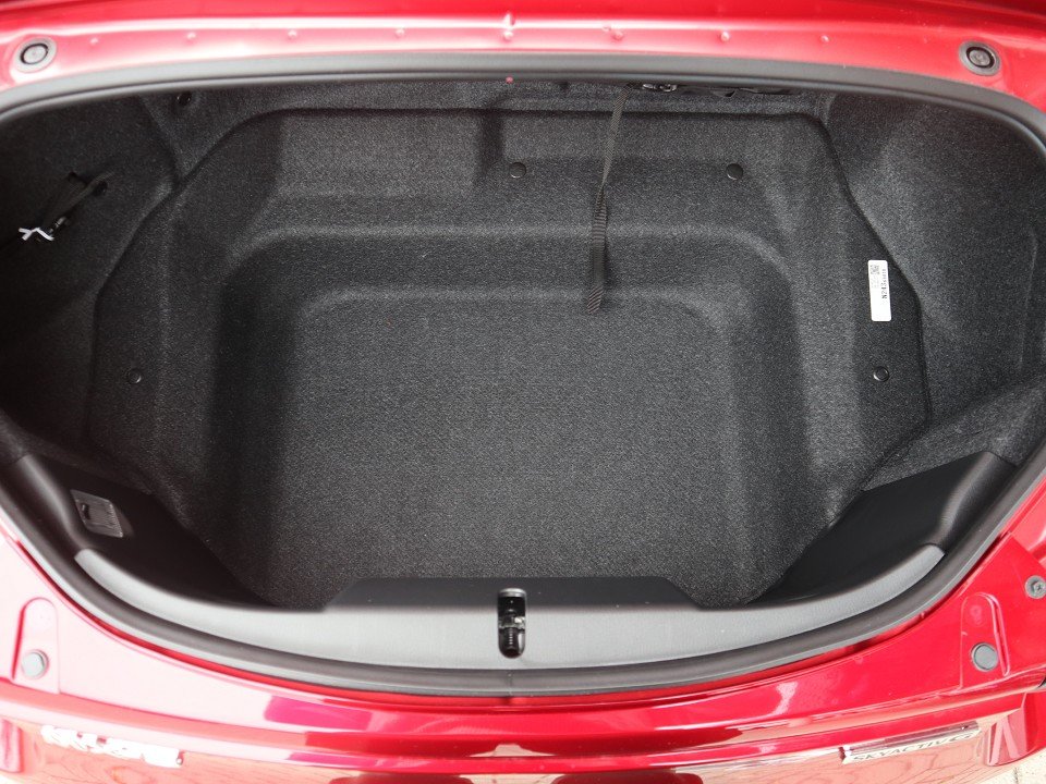 Fahrzeugabbildung Mazda MX-5 2027 G-136 Exclusive-Line LEDER MATRIX BOSE RFK SHZ