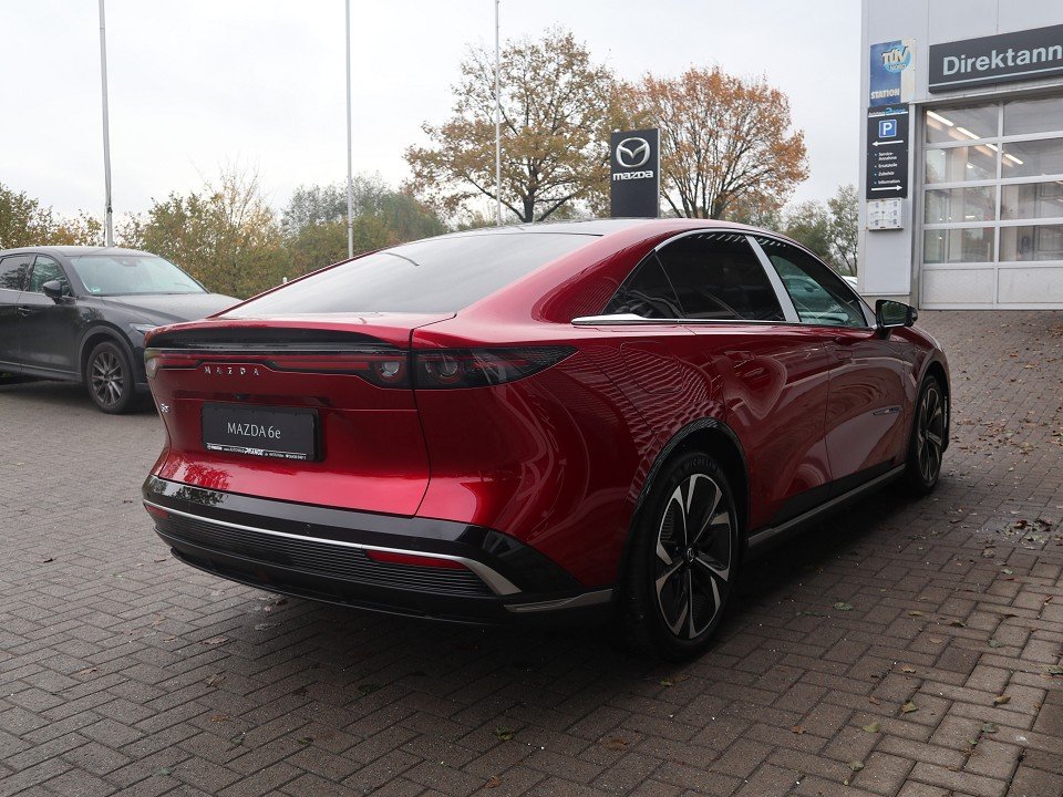 Fahrzeugabbildung Mazda 6E EV-258 Takumi Plus NAPPA PANO NAVI ACAA 360° HUD SHZ