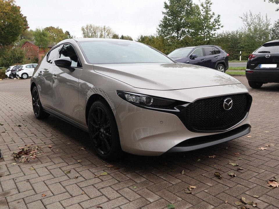 Fahrzeugabbildung Mazda 3 M-Hybrid G-140 Homura *Aktion* NAVI ACAA SHZ HUD RFK VOLL-LED