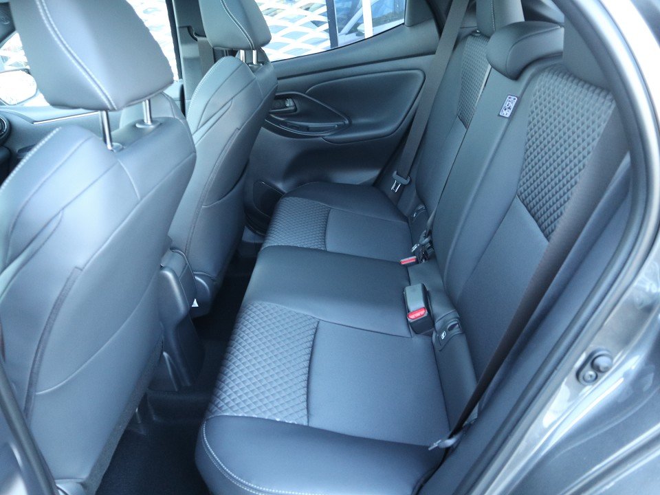 Fahrzeugabbildung Mazda 2 Hybrid 1.5L VVT-i 116 PS CVT Homura Plus PANORAMA NAVI Teil-Leder LED RFK EPH