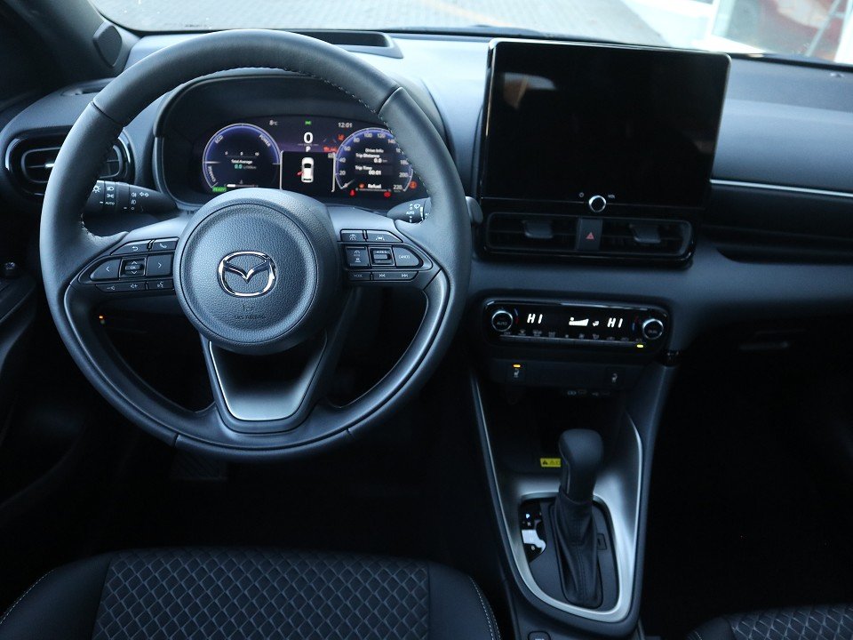 Fahrzeugabbildung Mazda 2 Hybrid 1.5L VVT-i 116 PS CVT Homura Plus PANORAMA NAVI Teil-Leder LED RFK EPH