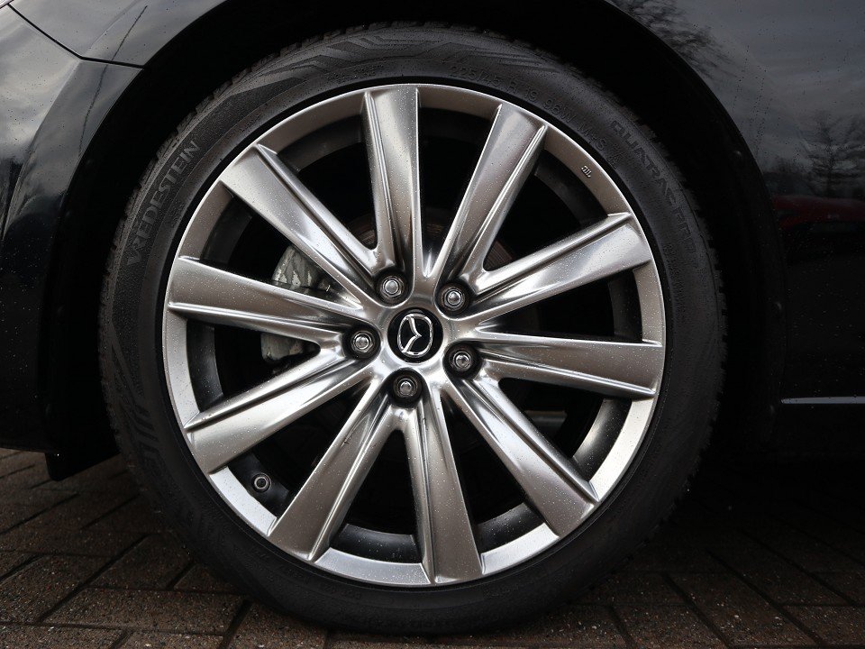 Fahrzeugabbildung Mazda 6 G-194 AT Exclusive-Line *Aktion* Allwetter 360° MATRIX BOSE LogIn